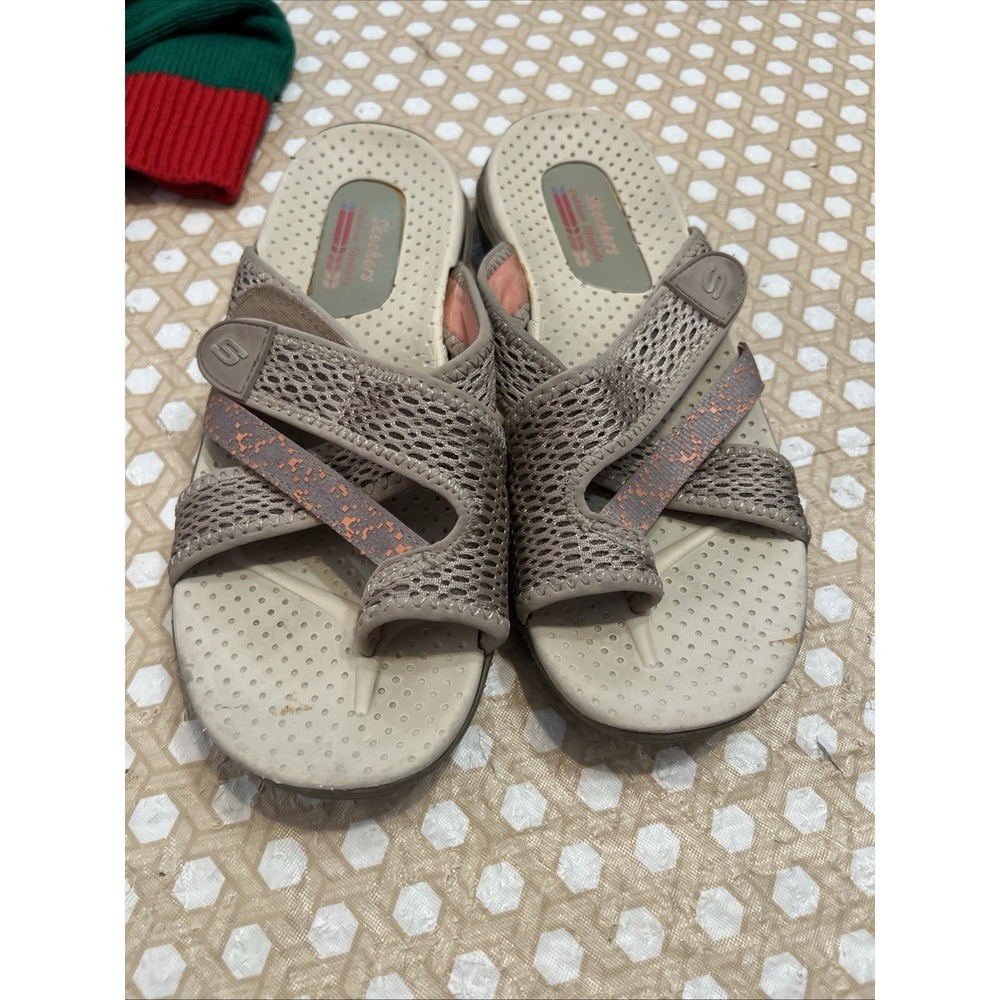 SKECHERS Womens Reggae Sandal Size 7.5 Taupe Peach